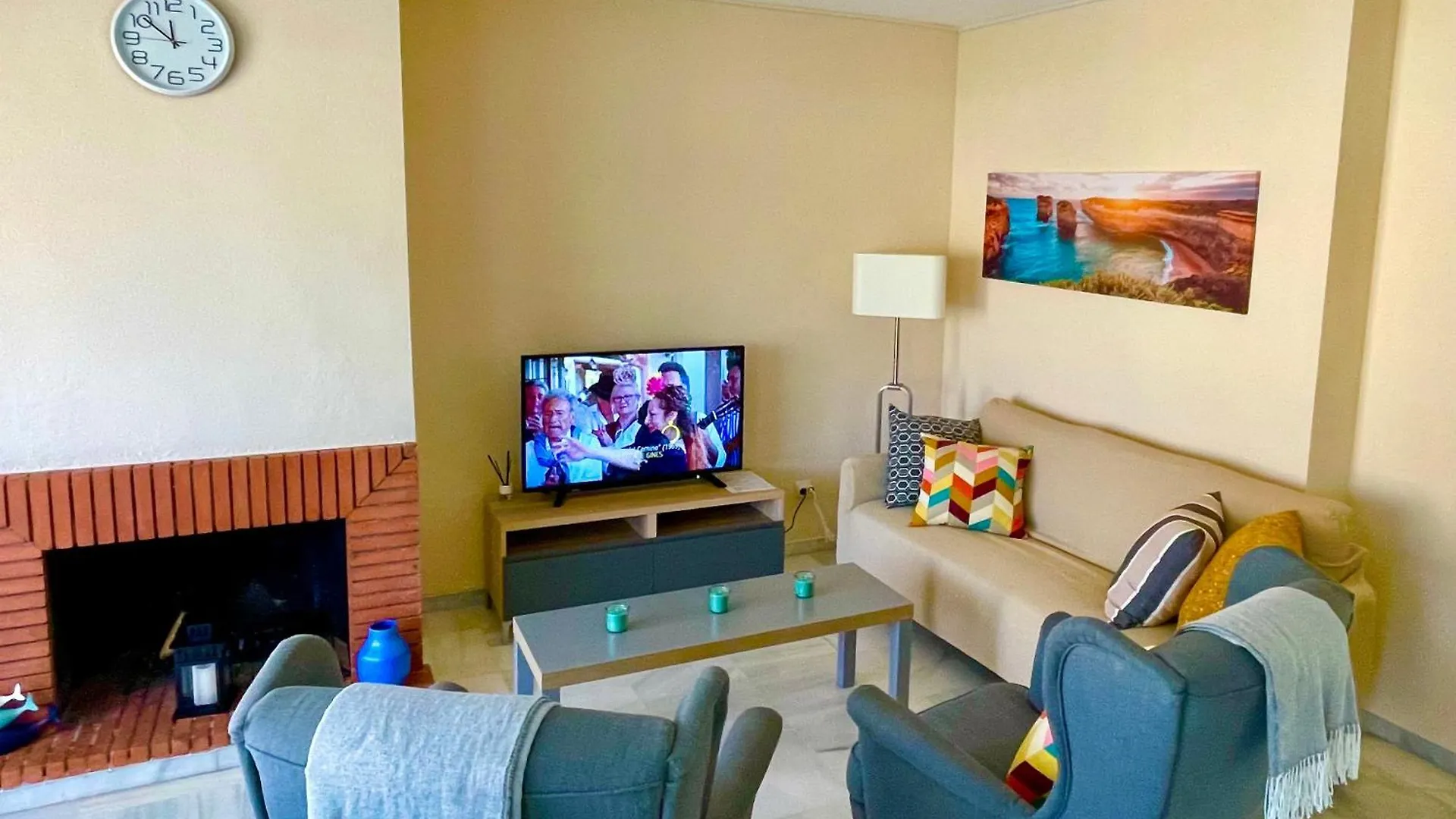 Large Apartment Nearby The Sea Benalmadena